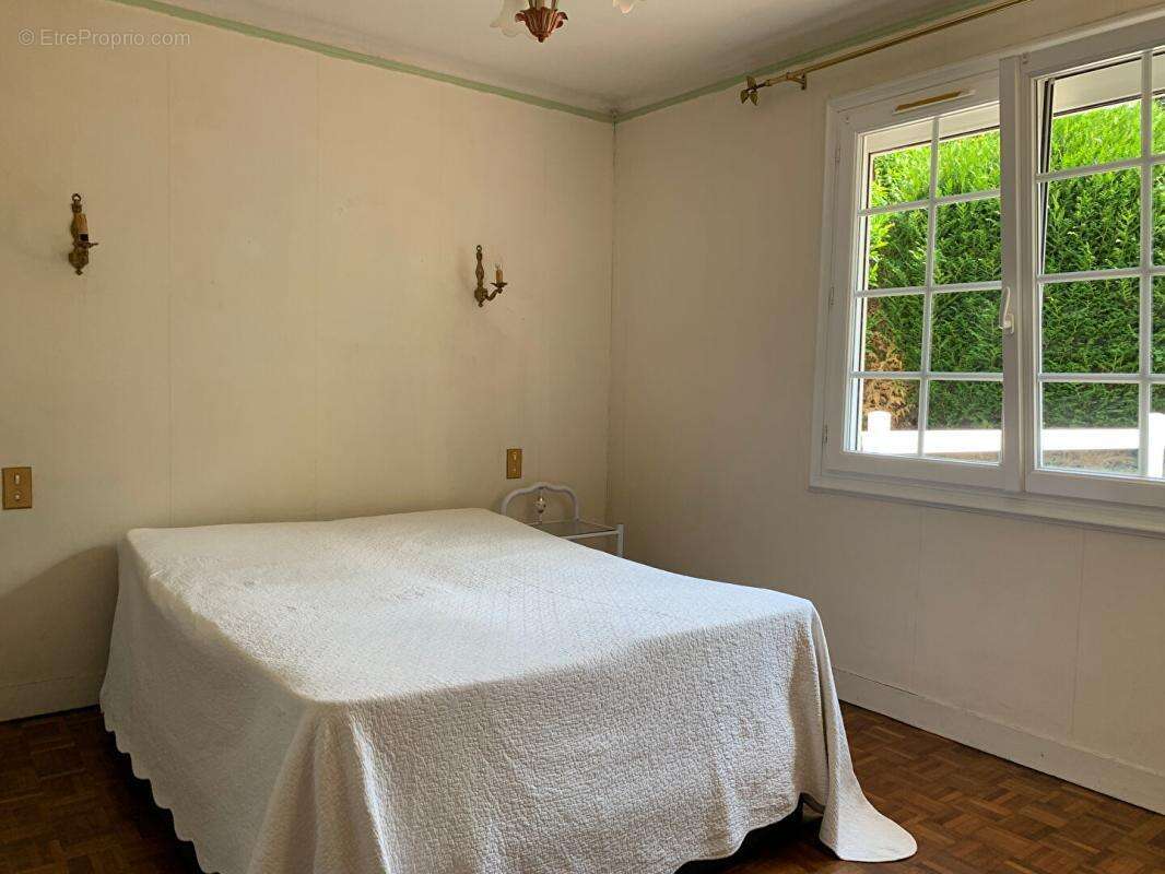 Maison 99 m2 avec sous sol et grand ardin arboré - photo 10