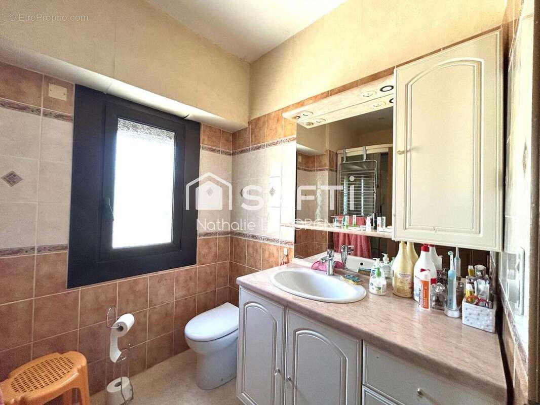 Maison 235 m² à Castres  - photo 9