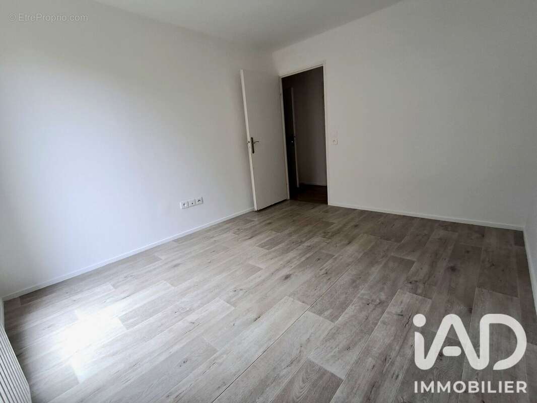 Appartement 80 m² à Villiers-Le-Bel  - photo 6