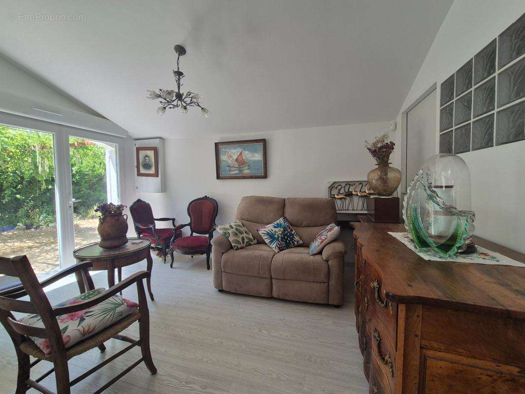 Maison à PONT-SAINT-ESPRIT