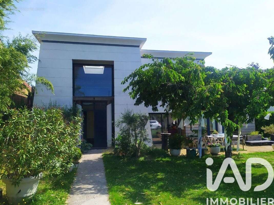 Photo 2 - Maison à ROUBAIX