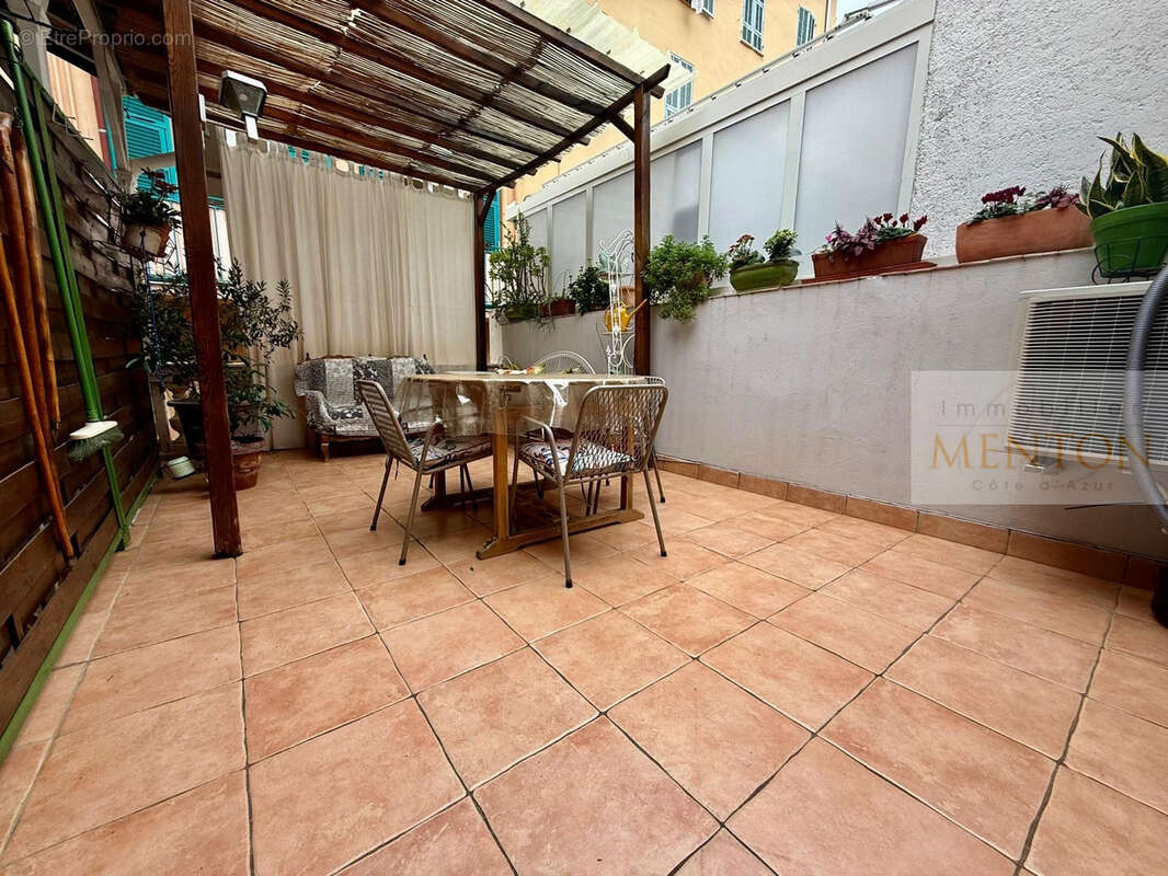 Appartement à MENTON