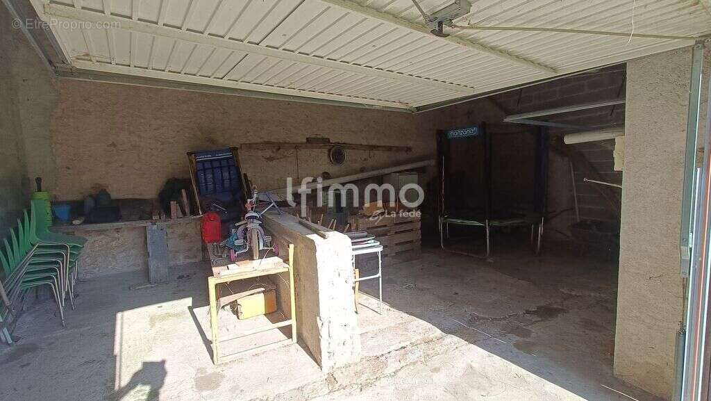 Maison avec dépendances donnant sur jardin bucolique – Proche Pr - photo 10