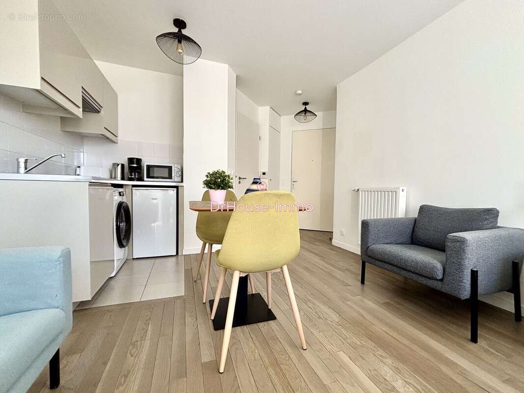 Appartement à ROMAINVILLE