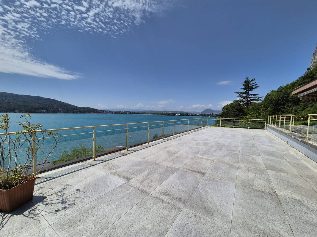 Maison à VEYRIER-DU-LAC