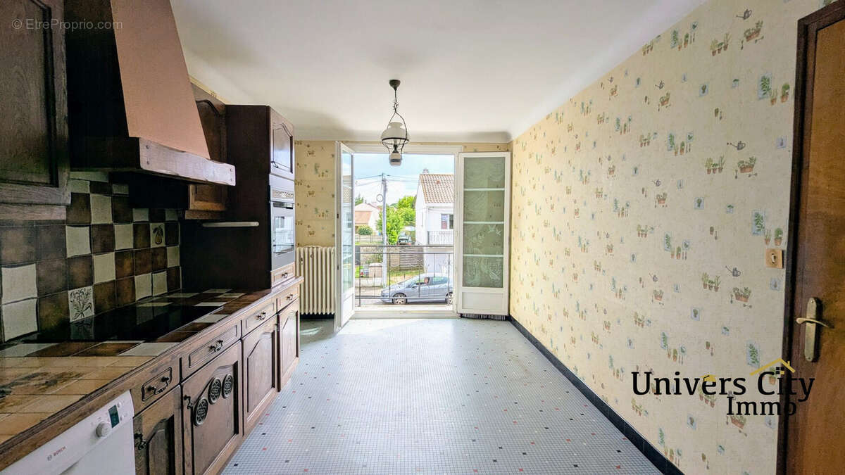 Maison à SAINT-SEBASTIEN-SUR-LOIRE