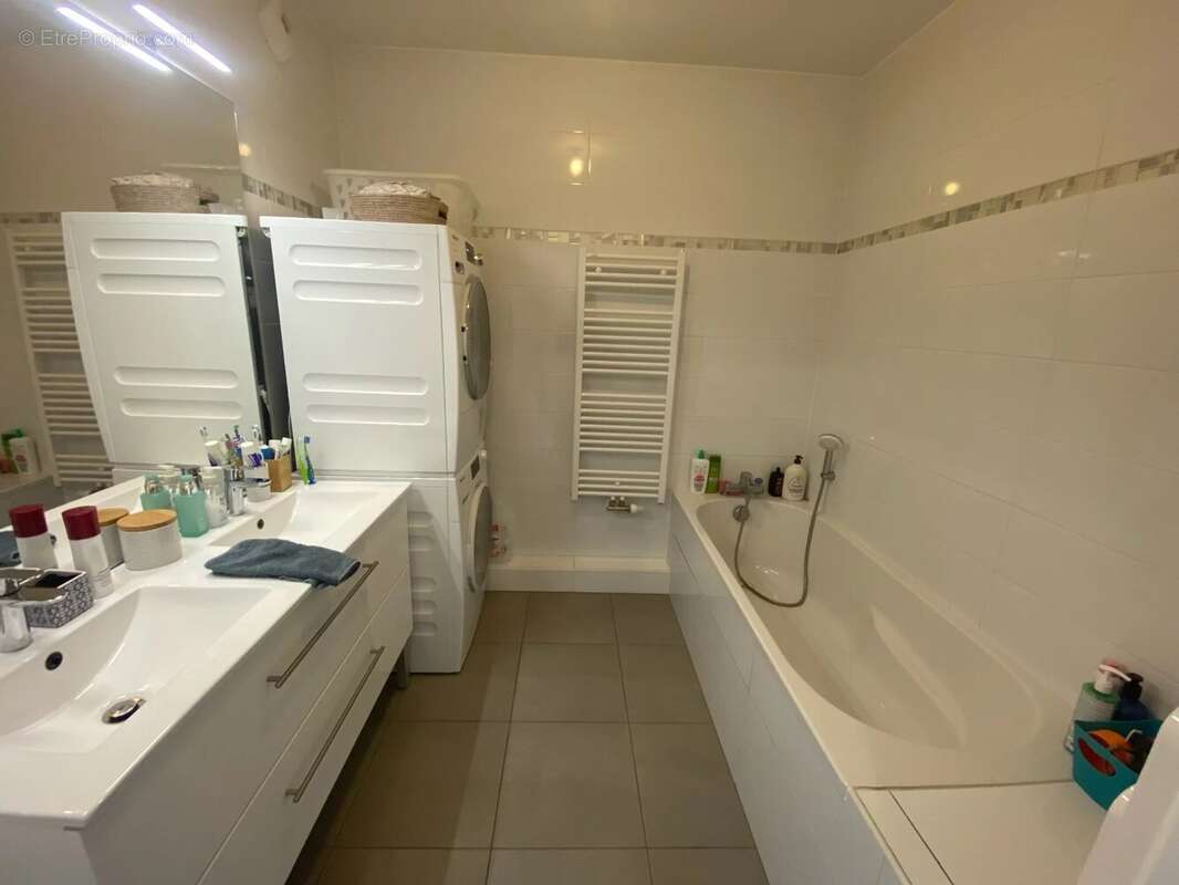 Appartement à NOGENT-SUR-MARNE