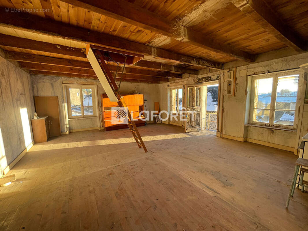 Maison à PIERREFORT