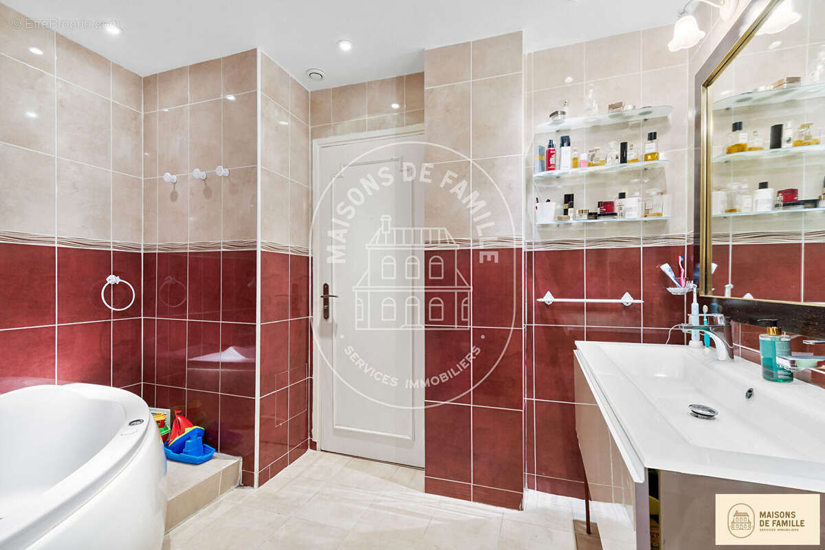 Appartement à LE CHESNAY