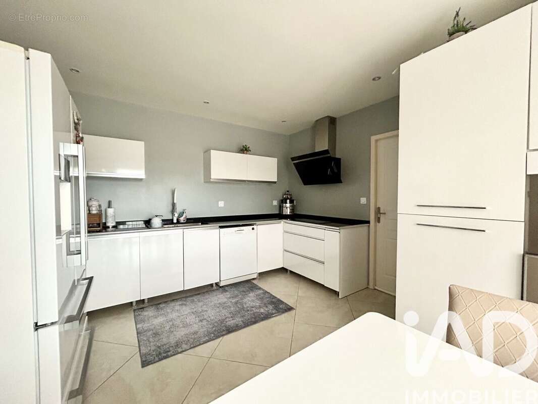 Photo 9 - Maison à TERRASSON-LAVILLEDIEU