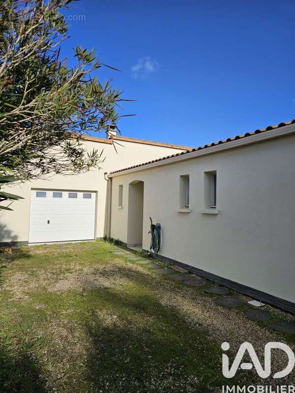 Photo 2 - Maison à EPARGNES