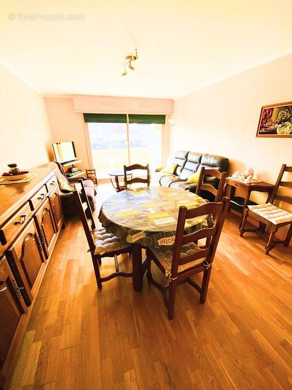 Appartement à CAMIERS