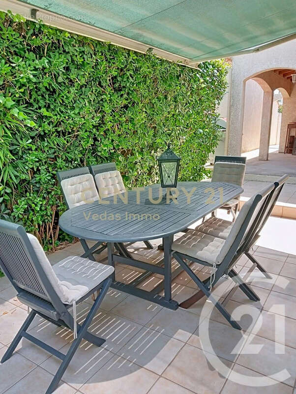 Maison à SAINT-JEAN-DE-VEDAS