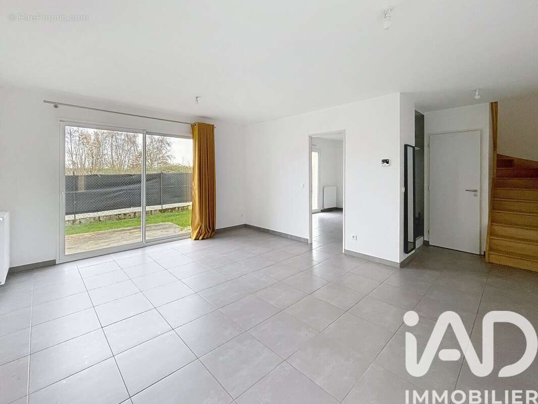 Photo 2 - Maison à CONDE-SUR-VESGRE