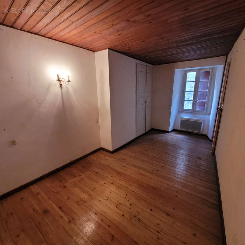 Maison de village 150 m² habitables - photo 11