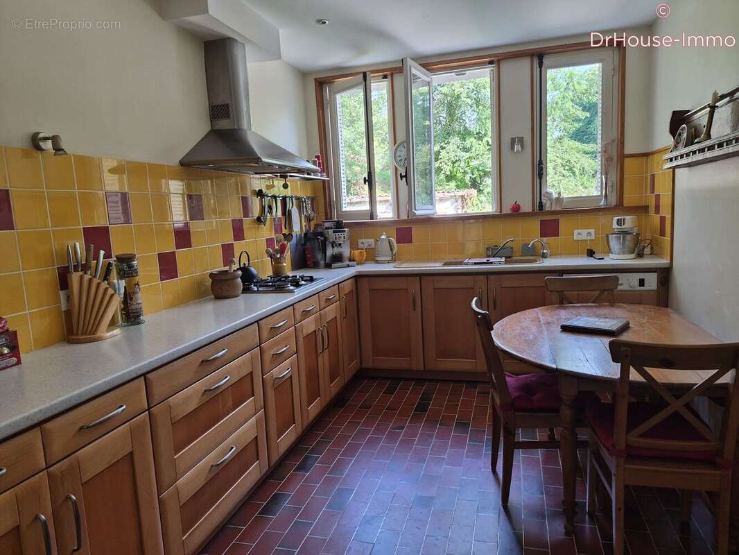 Maison à LE MAS-D'AGENAIS