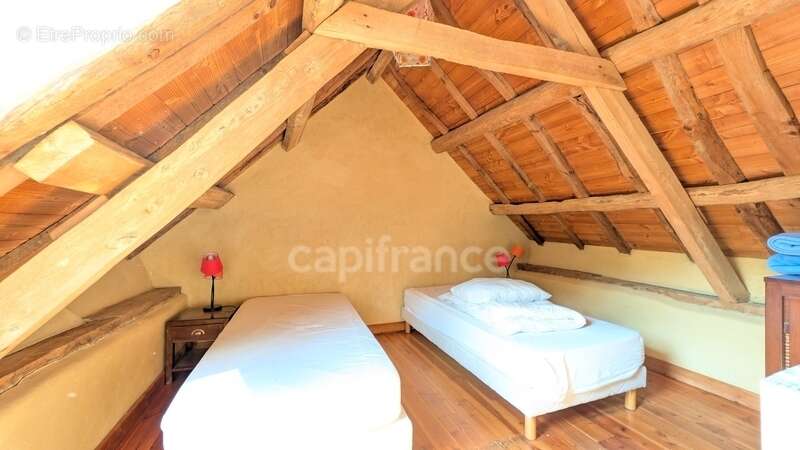Grands Gîtes avec Maison d'Habitation  - ROSNOEN (29) - photo 10