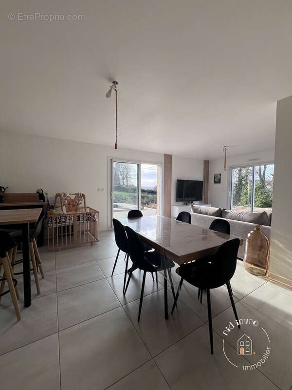 Maison à BEUZEVILLE