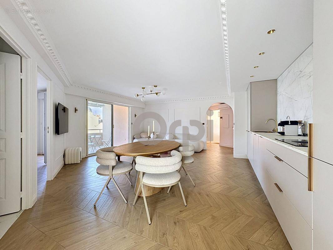 Appartement à SAINT-RAPHAEL