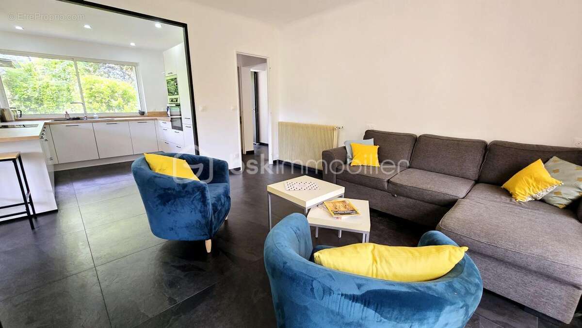 Maison à GAN