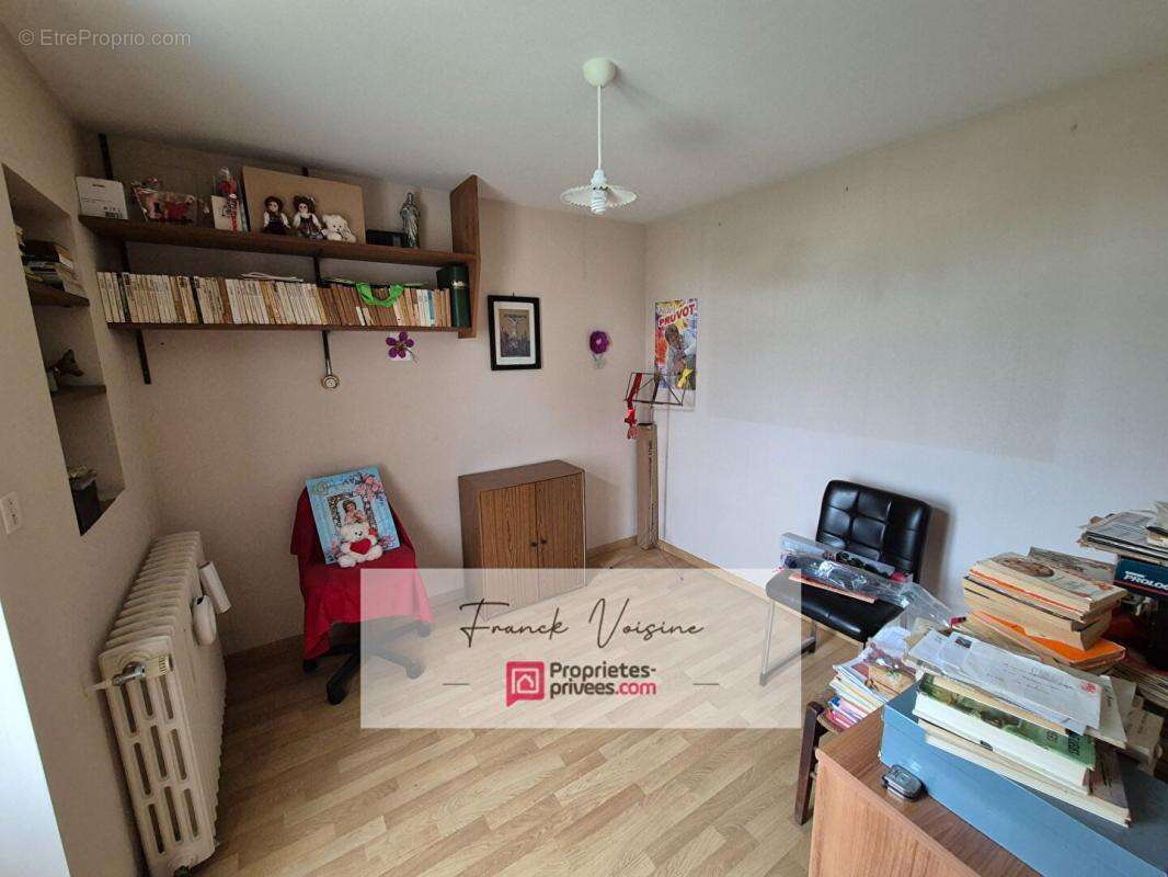 Maison à LES HERBIERS