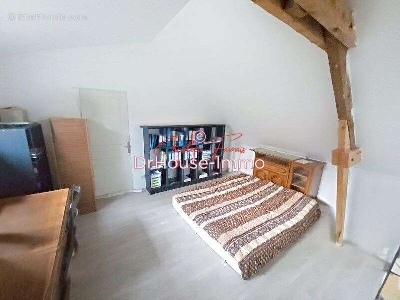 Maison à LOUVIGNE-DU-DESERT