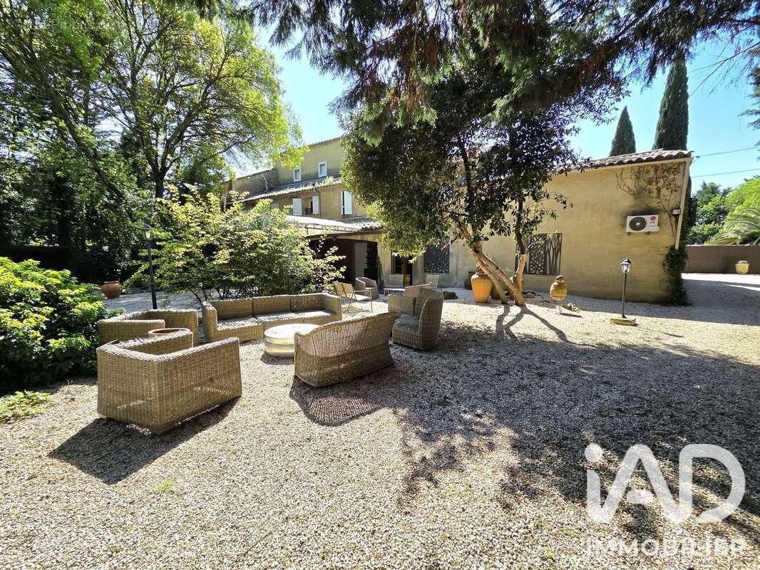 Maison 165 m² à Caderousse  - photo 4