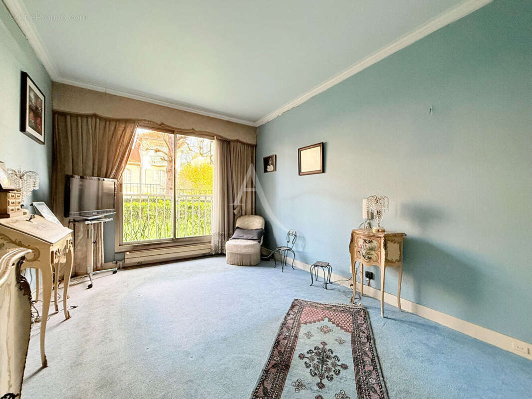 Appartement à NOGENT-SUR-MARNE