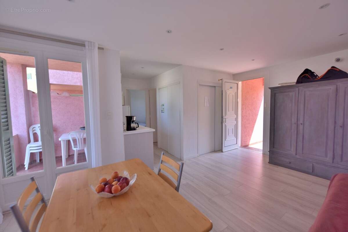 Appartement 37 m² à Calvi  - photo 3