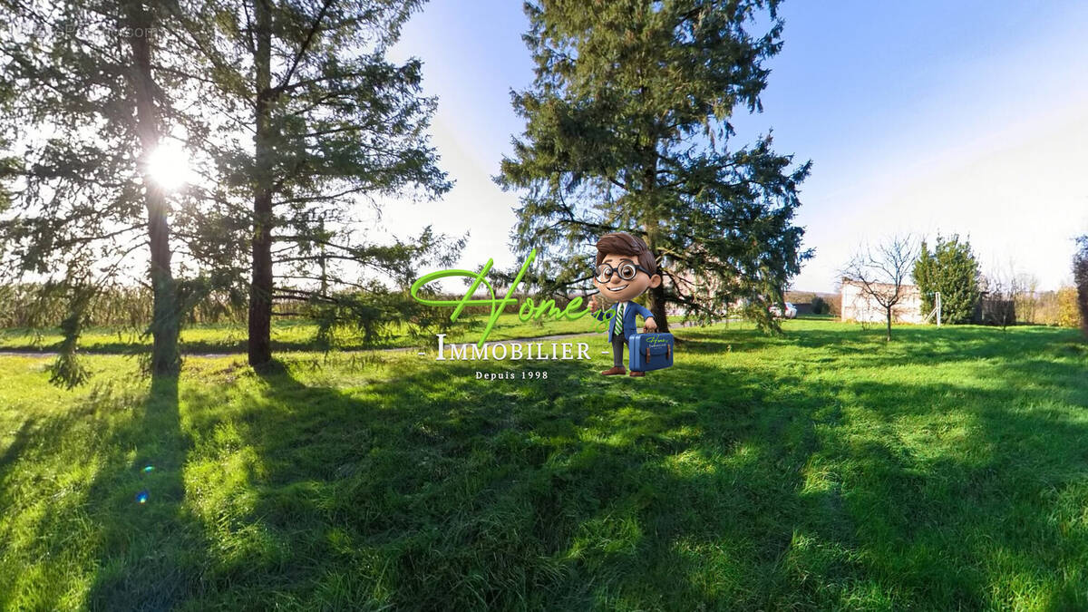 Maison à SAINT-GEORGES-SUR-MOULON