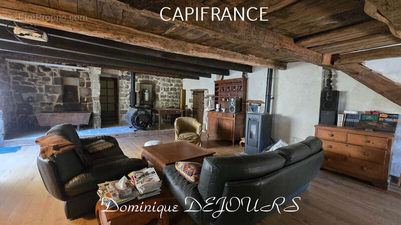 ALBON-D'ARDECHE (07) - Maison en pierres dans un hameau retiré, calme et paisible - 176m² habitable - grange à rénover - terrain - photo 8