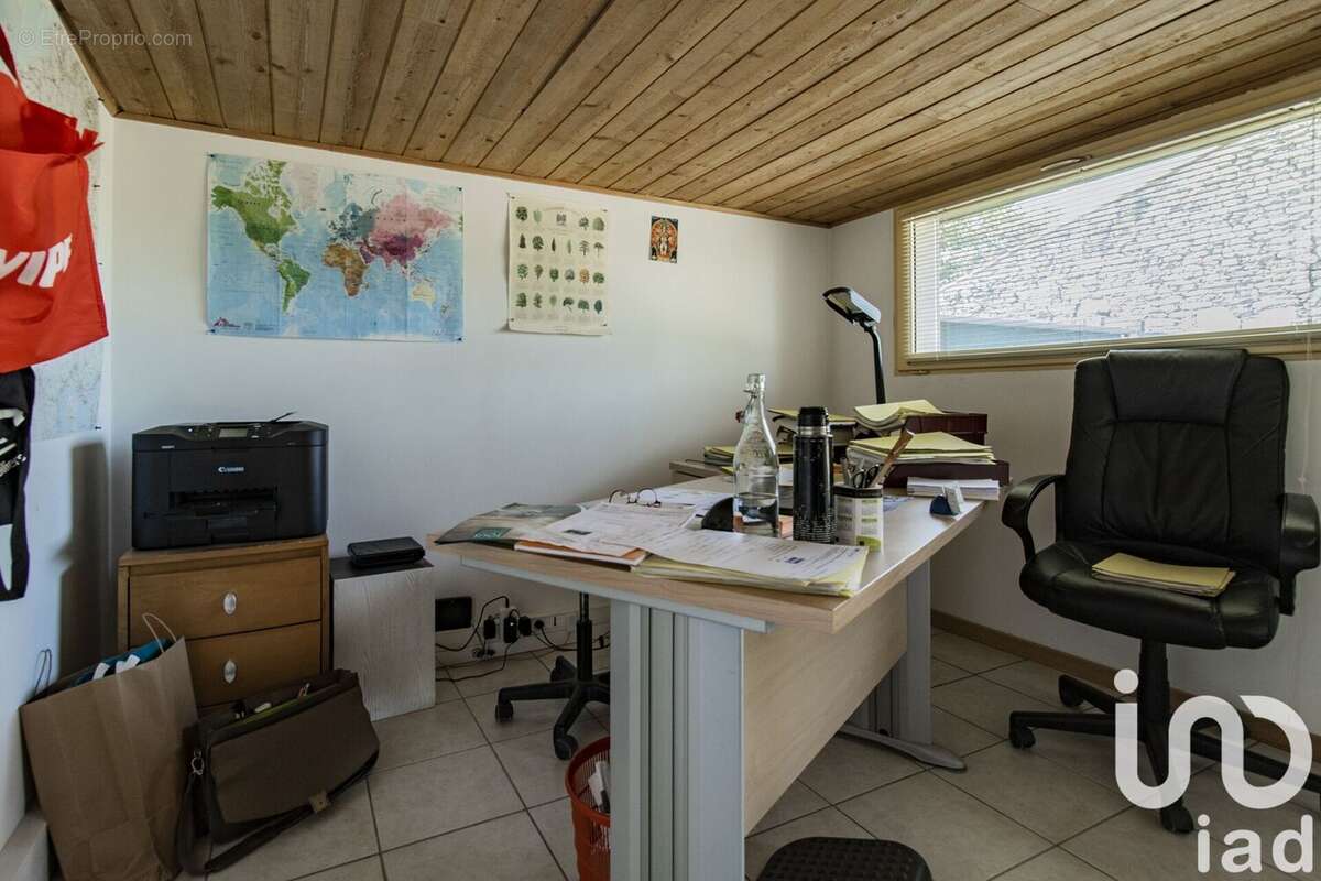 Photo 8 - Maison à LES BROUZILS