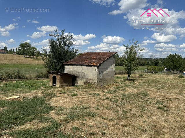 Terrain 964 m² à Le Deschaux  - photo 3