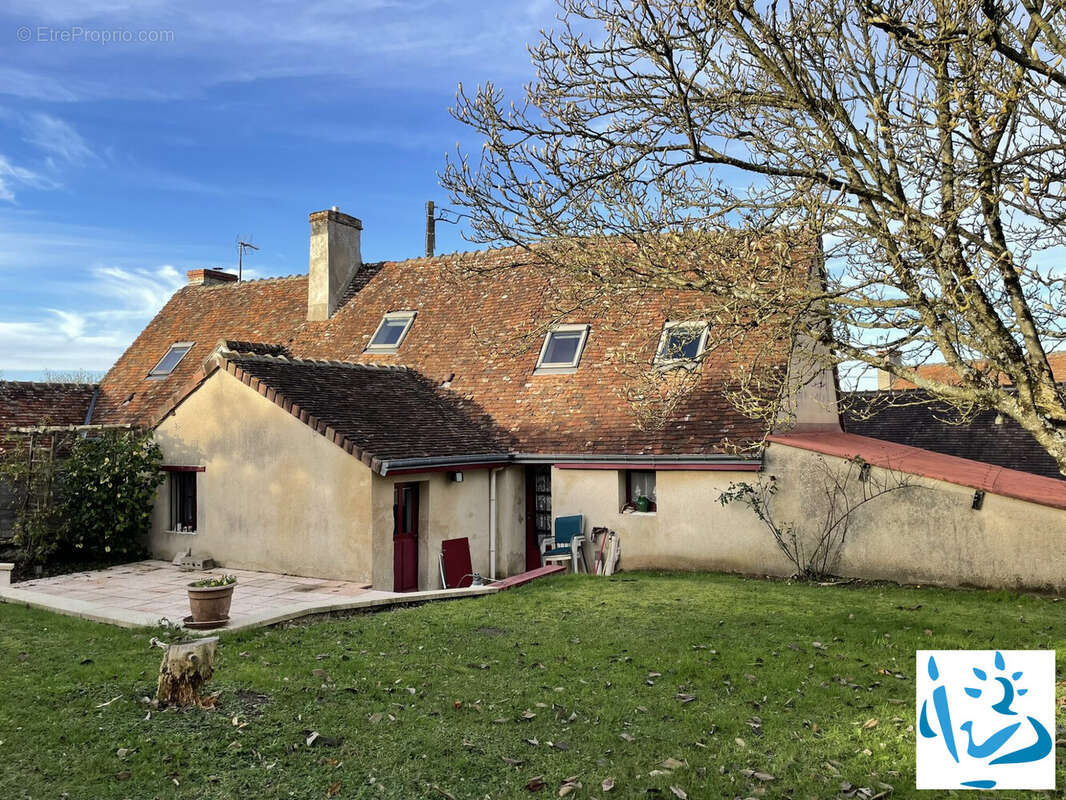 Maison à PERVENCHERES