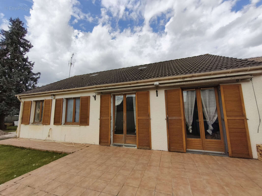 Photo 8 - Maison à TOUQUIN