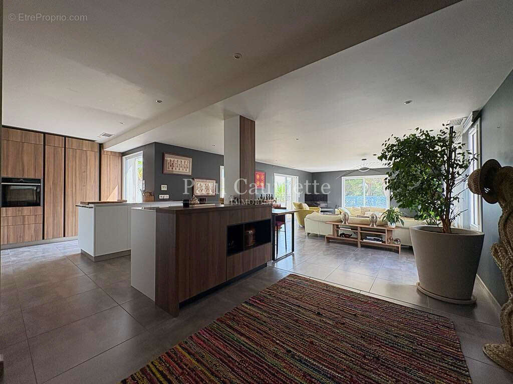 Maison 170 m² à Beziers  - photo 5