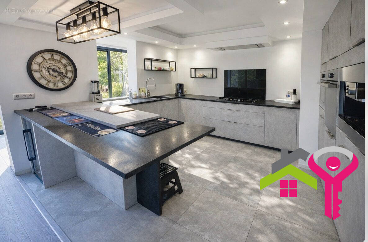 Maison à DOUCHY-LES-MINES