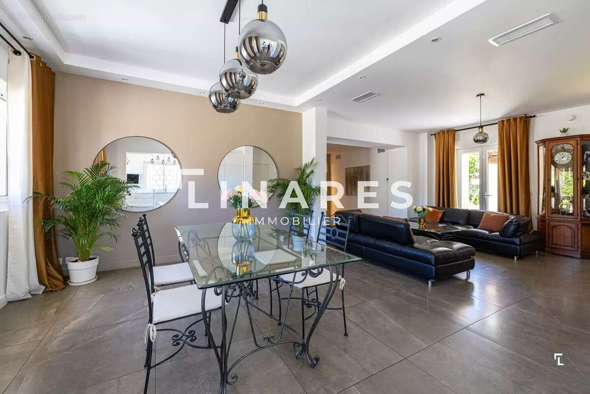 Maison à MARSEILLE-12E