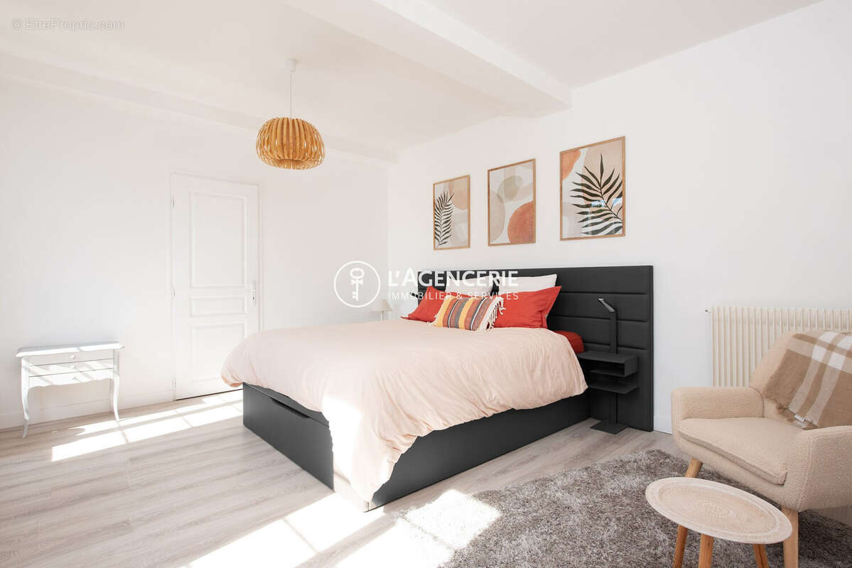 Maison à LESCURE-D&#039;ALBIGEOIS