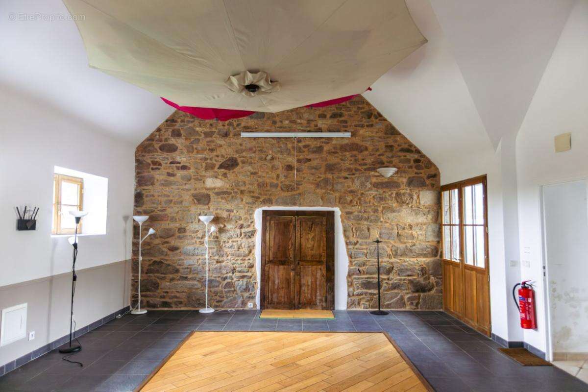 Manoir proche Penvenan  630 m2, 17 pièces, 12 chambres - photo 9