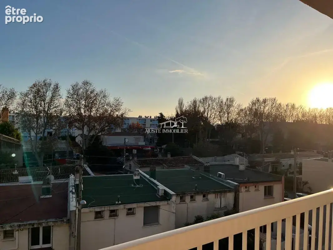 Appartement Marignane T3 50 m2 dernier étage refait à neuf - photo 6
