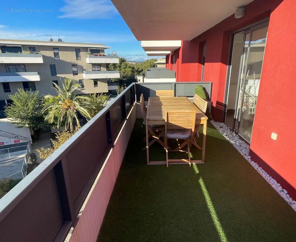 Appartement à JUVIGNAC