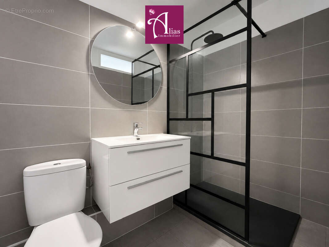 Appartement à BAIE-MAHAULT