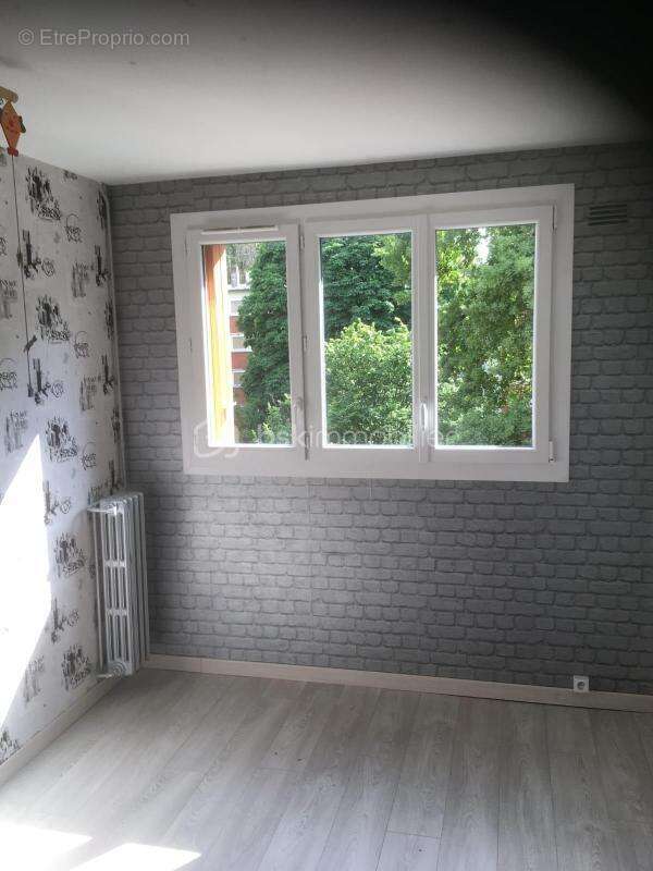 Appartement à LIVRY-GARGAN