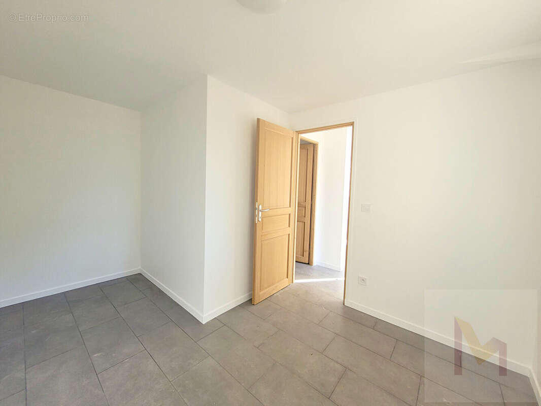 Appartement à NEUILLY-PLAISANCE