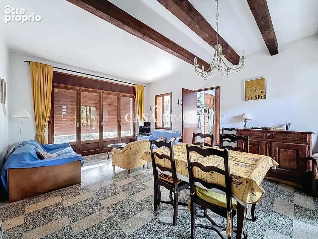 Maison 7 pièces 130 m² à vendre à Hyeres (83400) - photo 4