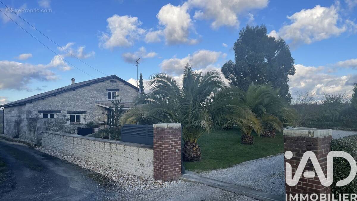 Photo 1 - Maison à CHEVANCEAUX