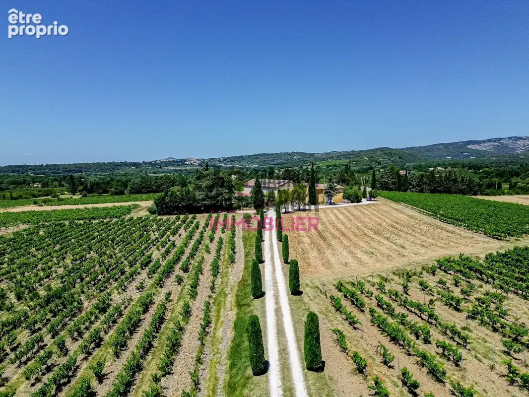Maison 350 m² à Crillon-Le-Brave  - photo 5