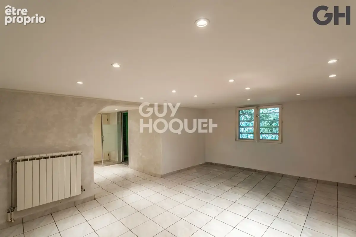 Maison familiale avec sous-sol de 6 pieces ( environ 196 m²) à saintry-sur-seine - photo 17