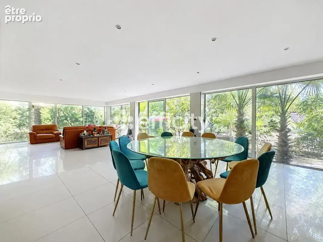 Maison 160 m² à Frejus  - photo 4